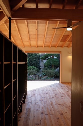 親子方形屋根の住まい_d0004728_10123087.jpg