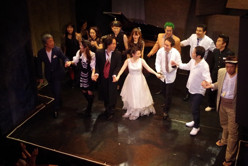 ミャゴラトーリ×岩田達宗第6弾 小劇場演劇的オペラ「愛の妙薬」_d0359551_22121628.jpg