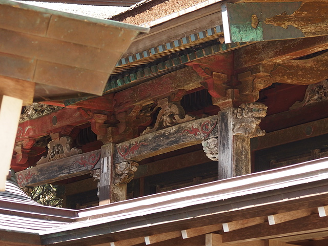 ついに猿田神社へ。森の力と、独特で不思議な世界・・・ (2/11)_b0006870_740138.jpg