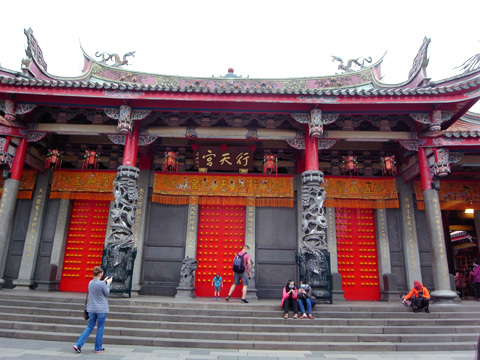 台湾訪問録(3)~お寺回り_b0145843_00012079.jpg