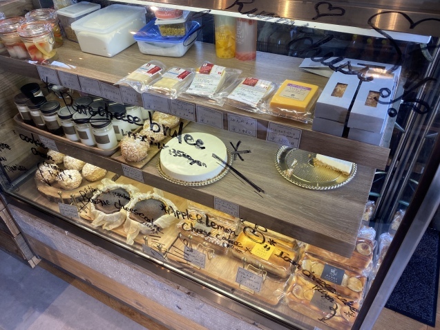 RUNNY CHEESE（ラニーチーズ）（福井市高柳）_b0322744_21303407.jpeg