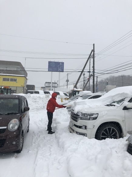 2月18日(火)ランドクルーザー200 4.6ZX 4WD BRANEWフルエアロ 有ります!!ランクル ハマー エスカレードならTOMMY_b0127002_18072138.jpg