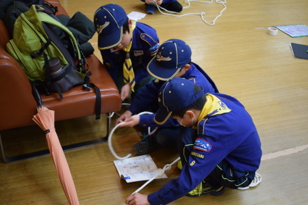 【カブ隊】2月隊集会『2月なのにお正月遊び』_c0221521_08295619.jpg