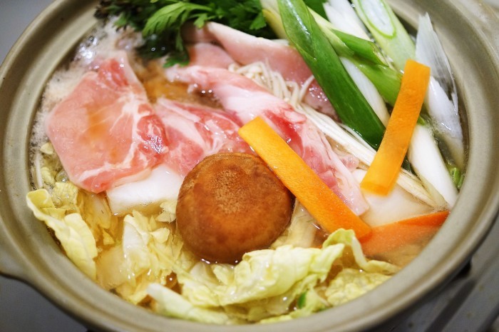 ■晩ご飯【復活!鍋焼きうどん】ご心配をおかけしました(;\'∀\')_b0033423_22482790.jpg