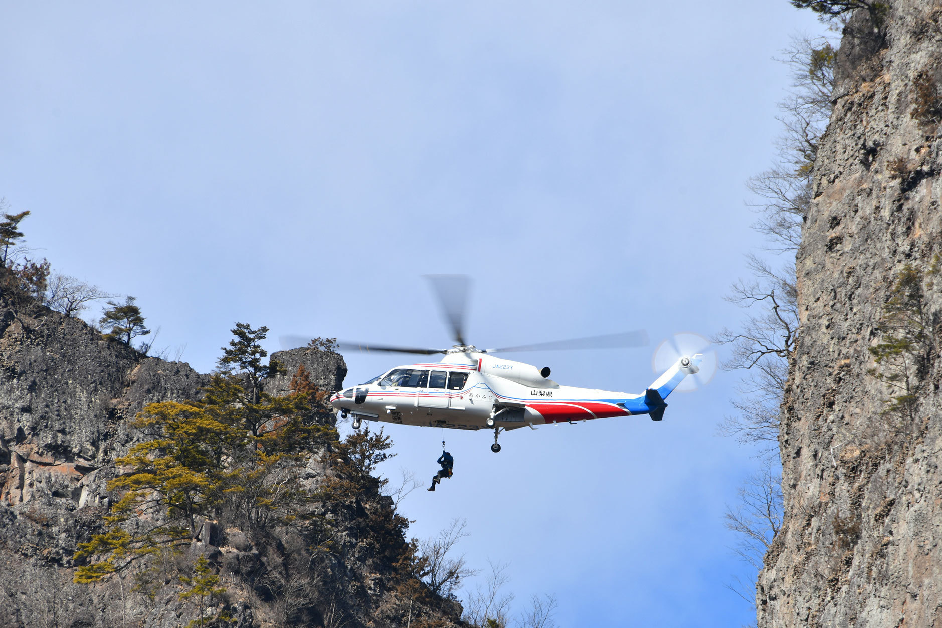 山岳救助 群馬県警察航空隊 群馬県ドクターヘリ 山梨県消防防災航空隊 花鳥風月 空photo Blog