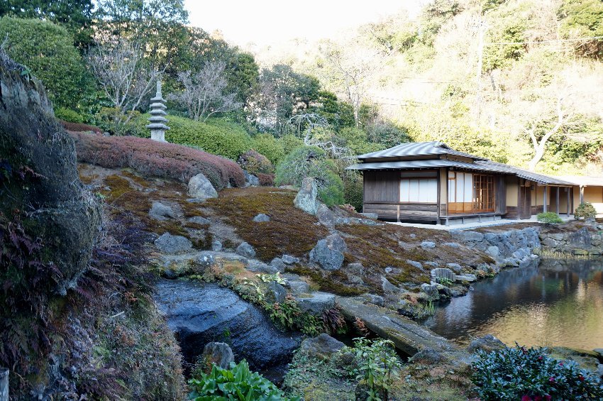 海蔵寺と鶴岡八幡宮_e0021129_12203589.jpg