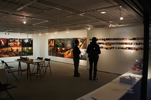 Jun Kawabata 写真展「東京失踪者 TOKYO ALIEN」 開催中です。_f0171840_18101189.jpg