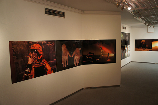 Jun Kawabata 写真展「東京失踪者 TOKYO ALIEN」 開催中です。_f0171840_18574812.jpg