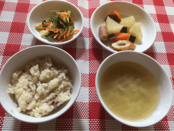 2/18(火)の給食です。_c0293682_14292045.gif