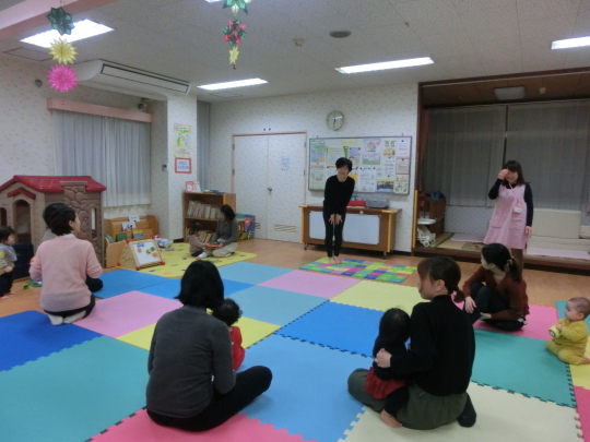 2020.02.14 リラックスヨガ_f0142009_11163567.jpg