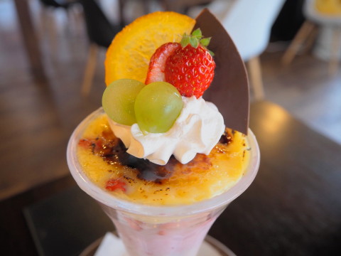 ブリュレパフェ:ICE CREAM CAFE羅針盤(青森市)_b0147224_114225.jpg