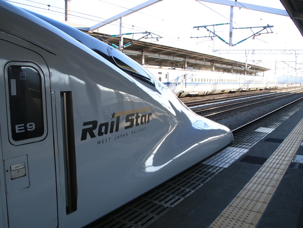 700系E編成 こだまで行く 鞆の浦の旅_d0202264_1226254.jpg