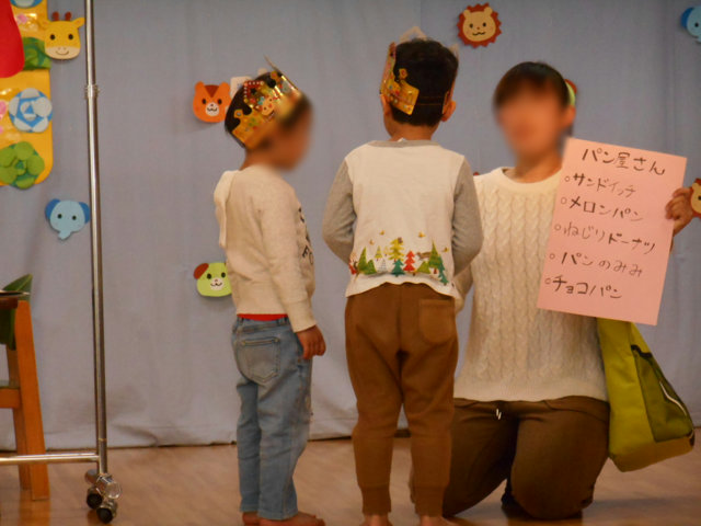 お誕生日会_e0148419_1092997.jpg