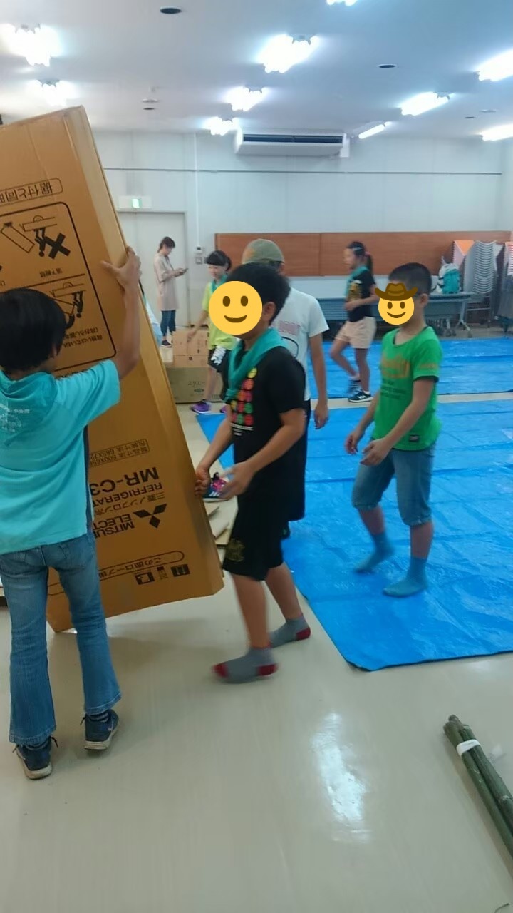 2019/9/8 ダンボールハウス作り_e0123469_20003966.jpeg