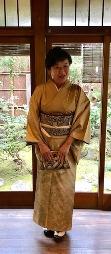 新年会・素敵な訪問着に夾纈(きょうけち)刺繍帯・猫の日 : きもの 鶴の