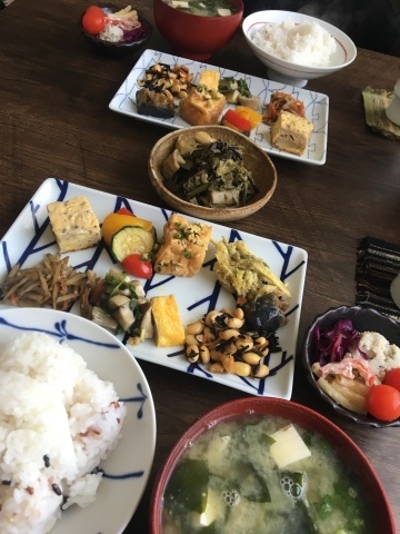 本日23日(日)は営業しますウィークランチ_f0082056_19433149.jpg