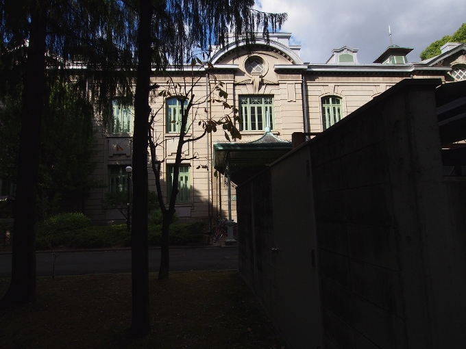 京都大学文学部陳列館_f0116479_14341412.jpg