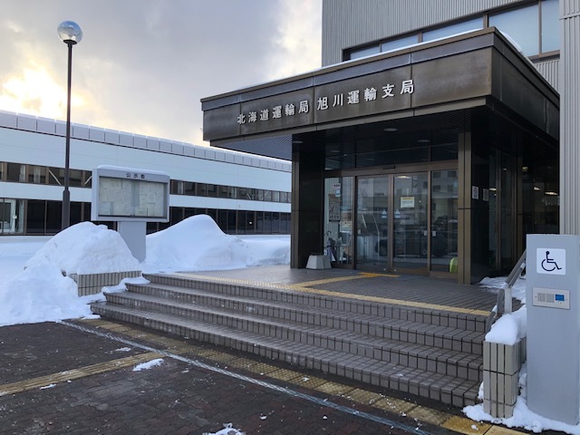 ★ランクルプラド現行型　ご成約頂きましたッ！(*^_^*)★（白石店）_c0161601_12032371.jpg