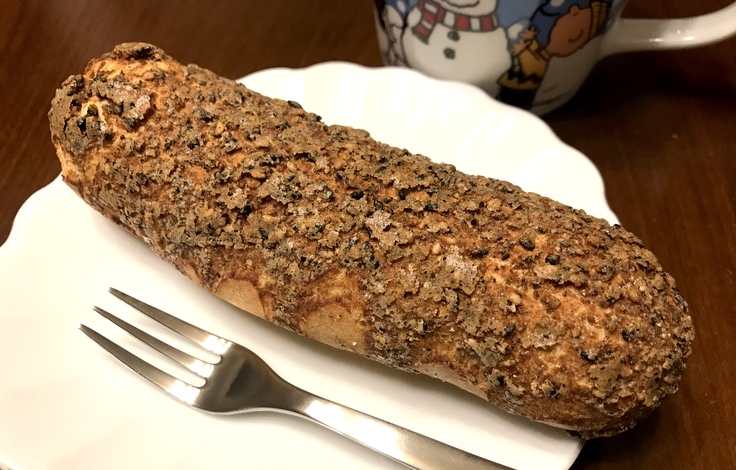 朝ごはんは シュークリーム!!_c0212604_6232418.jpg