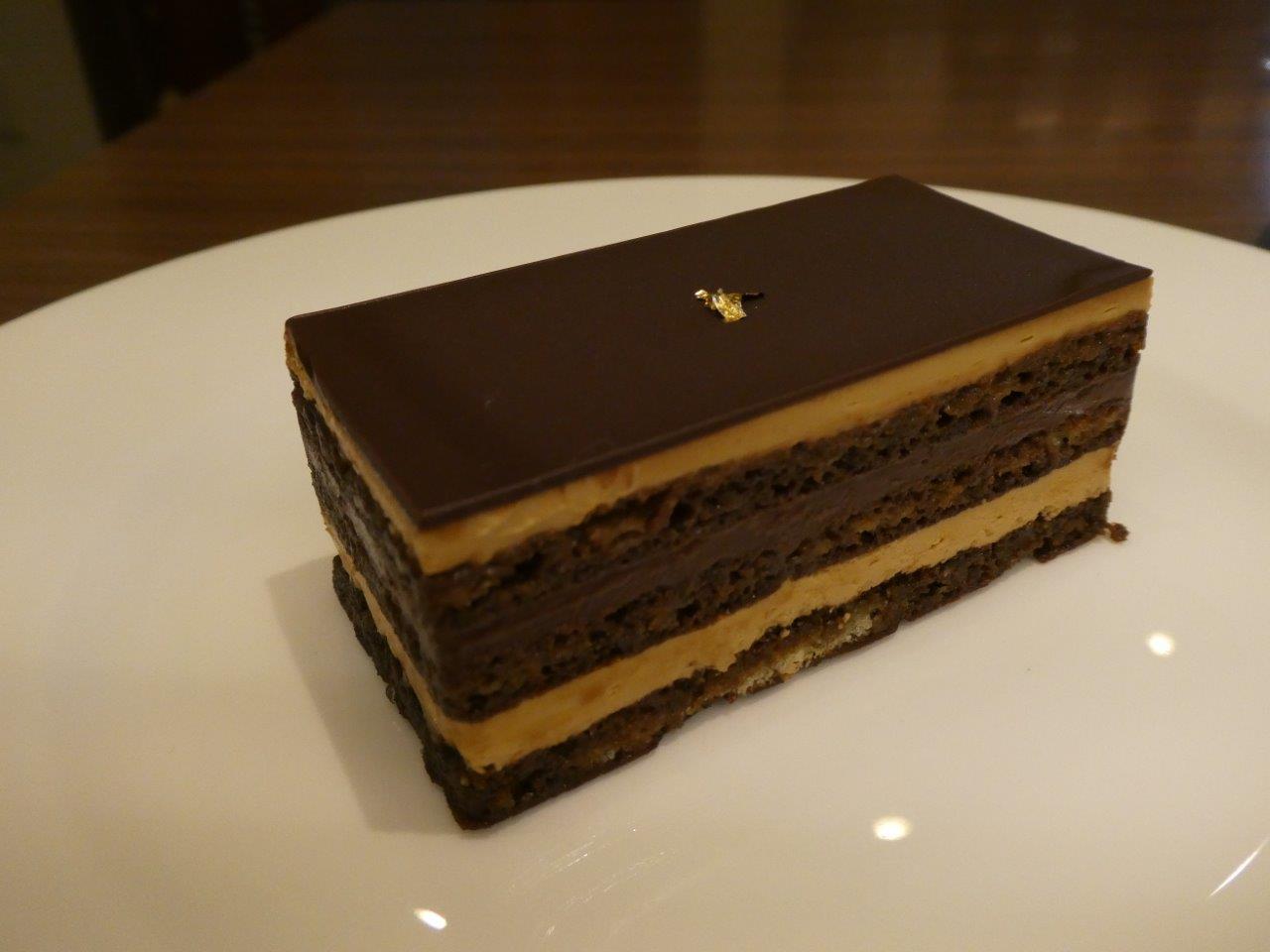 パティスリー タンドレス 　夕方でも可能性あり_d0106134_14434023.jpg