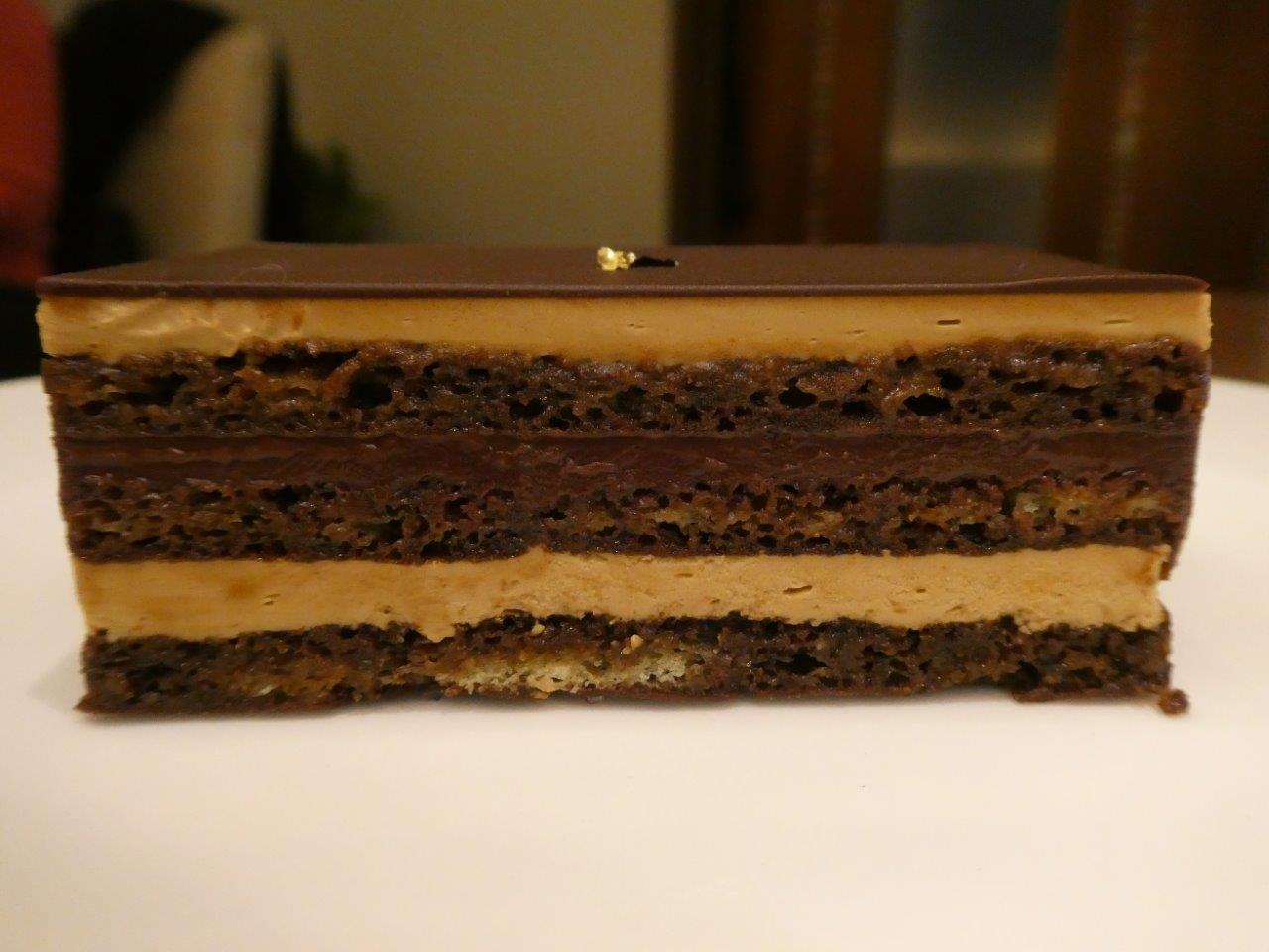 パティスリー タンドレス 　夕方でも可能性あり_d0106134_14434040.jpg