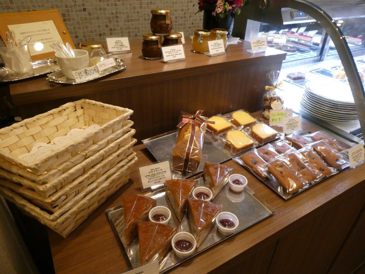 パティスリー タンドレス　ホワイトデーには焼き菓子_d0106134_15232380.jpg