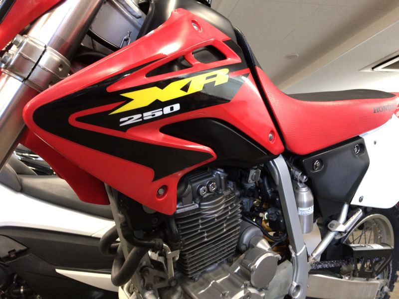 オフも楽しいよ!XR250あります!_e0185939_13320552.jpeg