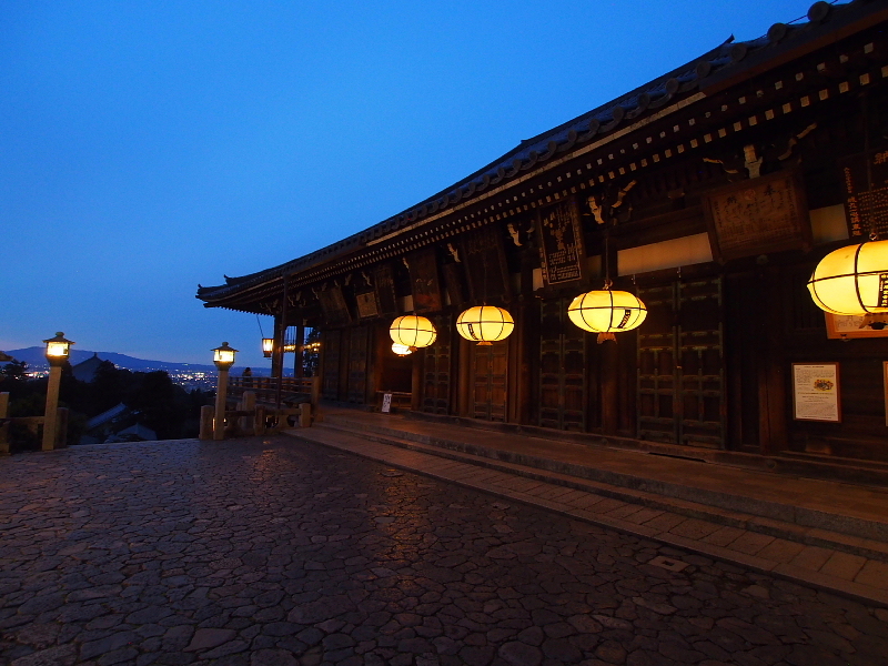 【2月の締めくくりは】東大寺 二月堂の風景（HDR)_b0008655_01354872.jpg