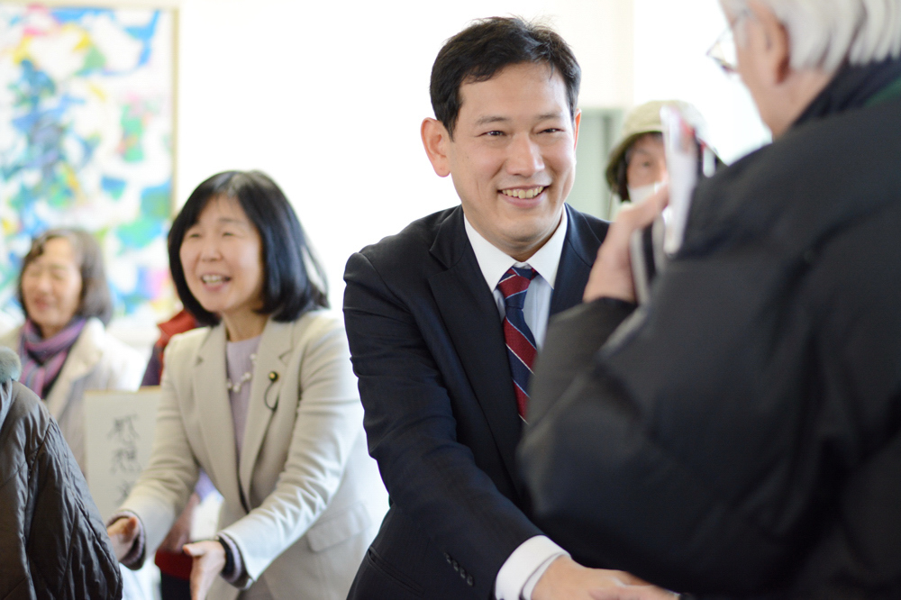 予算都議会 論戦始まる_b0190576_23084496.jpg