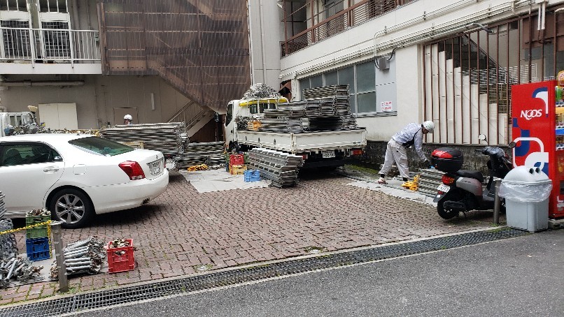 R2 2月25日 生駒市で外壁塗装するなら！平松塗装店にお任せください