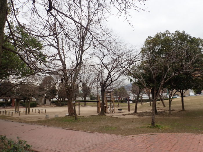 佐伯区民文化センター&五日市中央公園_c0116915_00155232.jpg