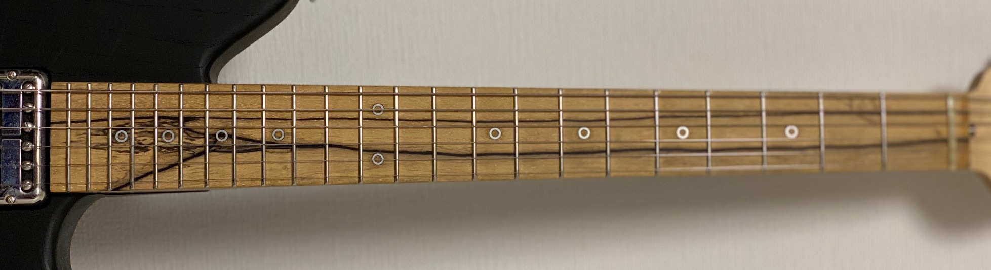 Waltz Guitars“N3 inkblack” : 【○八】マルハチBlog