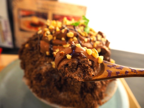 匠deショコラかき氷:クラフト&和カフェ匠館(弘前市)_b0147224_23426100.jpg