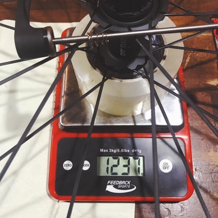 DT SWISSのPR1400 DICUT OXIC 21を納品させていただきました DT SWISSのPR1400 DICUT OXIC 21を納品させていただきました