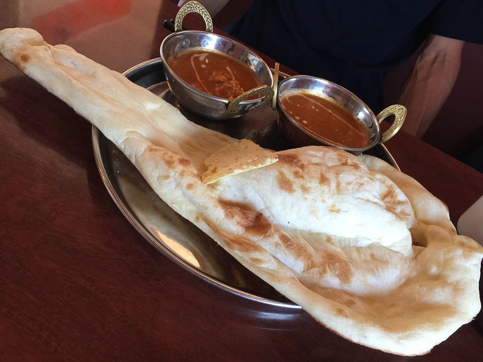 本場!ナンの美味しいカレー屋さん in SURAJ_e0123286_16421436.jpg