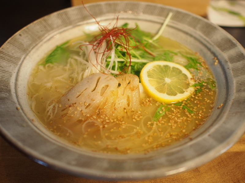 【素晴らしい出会い】鯛だしそうめん ＠///// そうめん処「スルスル」_b0008655_19314417.jpg