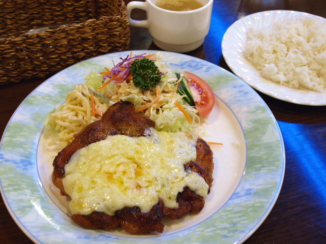 プチレストラン 葡麗紅 その26(塩・コショウチキンのチーズのせ)_d0153062_05441404.jpg