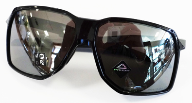 周辺視野を強化したOAKLEY(オークリー)新作アクティブライフスタイルサングラスPORTAL(ポータル)発売開始!_c0003493_21382163.jpg