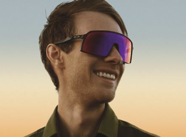 周辺視野を強化したOAKLEY(オークリー)新作アクティブライフスタイルサングラスPORTAL(ポータル)発売開始!_c0003493_21392161.jpg