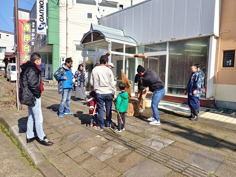 中止になっても\"餅つきは\"やるぞ!_c0336902_17470181.jpg
