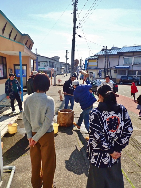 中止になっても\"餅つきは\"やるぞ!_c0336902_17470599.jpg