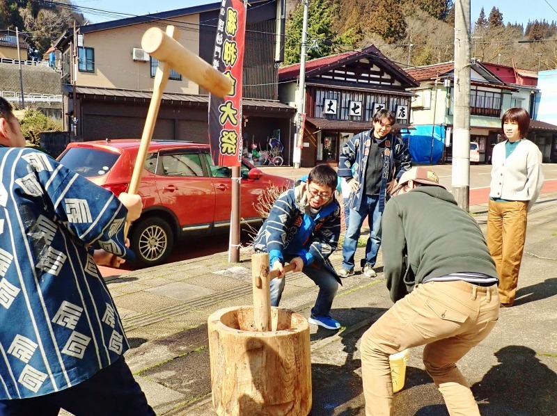 中止になっても\"餅つきは\"やるぞ!_c0336902_17473320.jpg