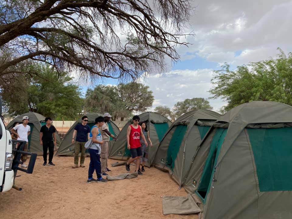 【南アフリカ道中②】ナミブ砂漠のキャンプツアーが始まった　2020.2.25_b0002156_0483057.jpg