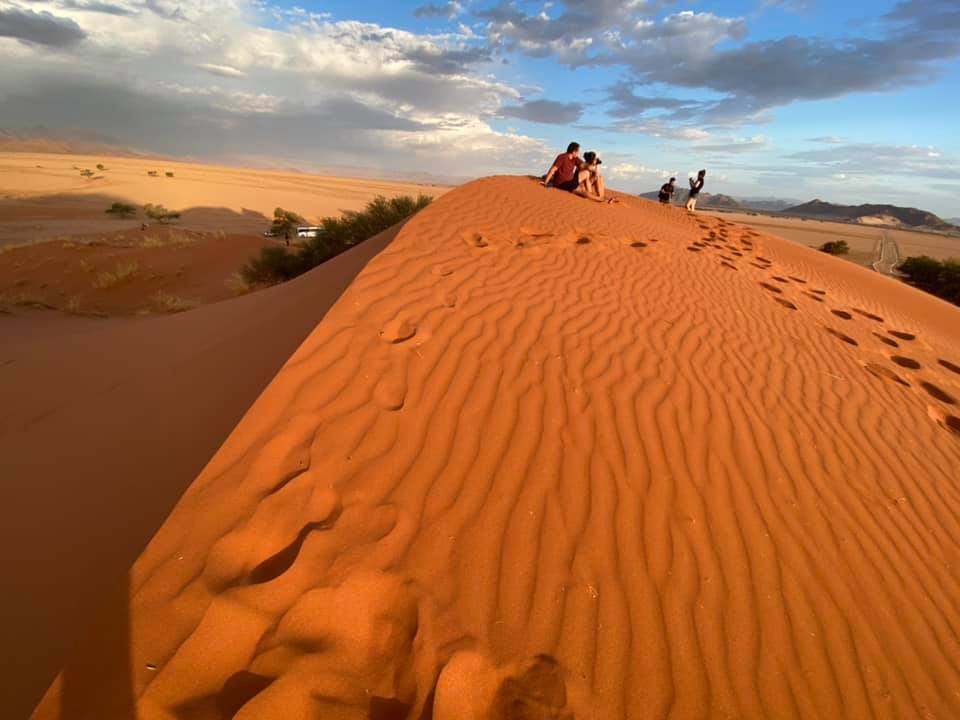 【南アフリカ道中②】ナミブ砂漠のキャンプツアーが始まった　2020.2.25_b0002156_053451.jpg