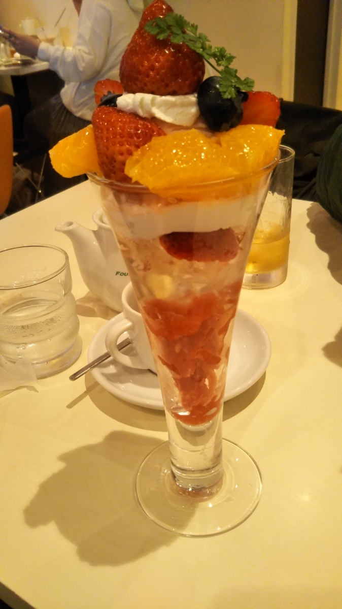 フォーシーズンズカフェ_f0076001_23442976.jpg