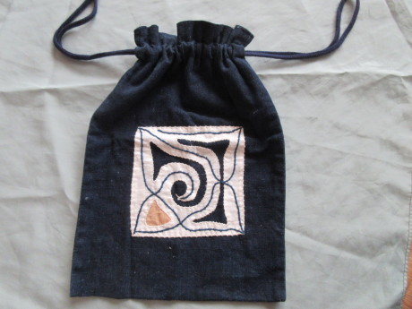 アイヌ刺繍を真似る ほか_a0203003_16413175.jpg
