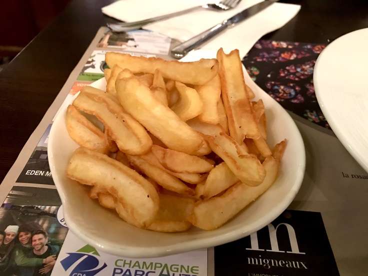 2/29シャンパーニュ記念日@Le Grand Cafe(ランス)_c0212604_0452067.jpg
