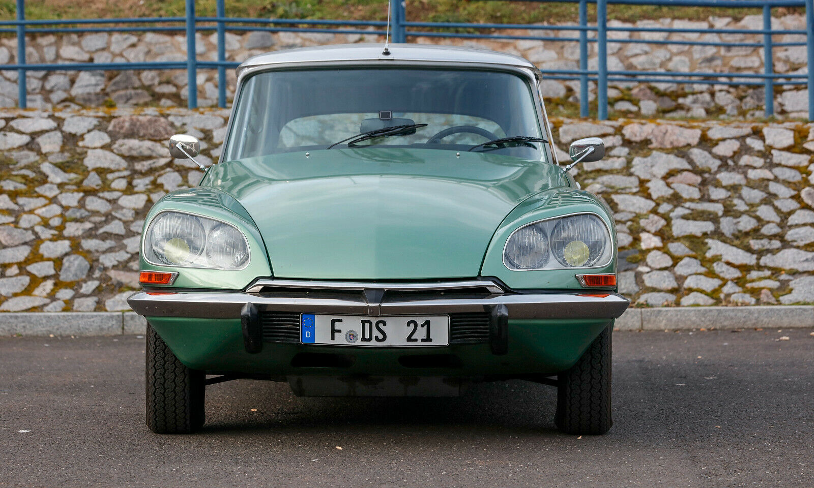 シトロエンds２１ Citroen Ds 21 H Pallas シトロエン新車中古車のジャベル Citroen Specialists Javel の新着販売車情報