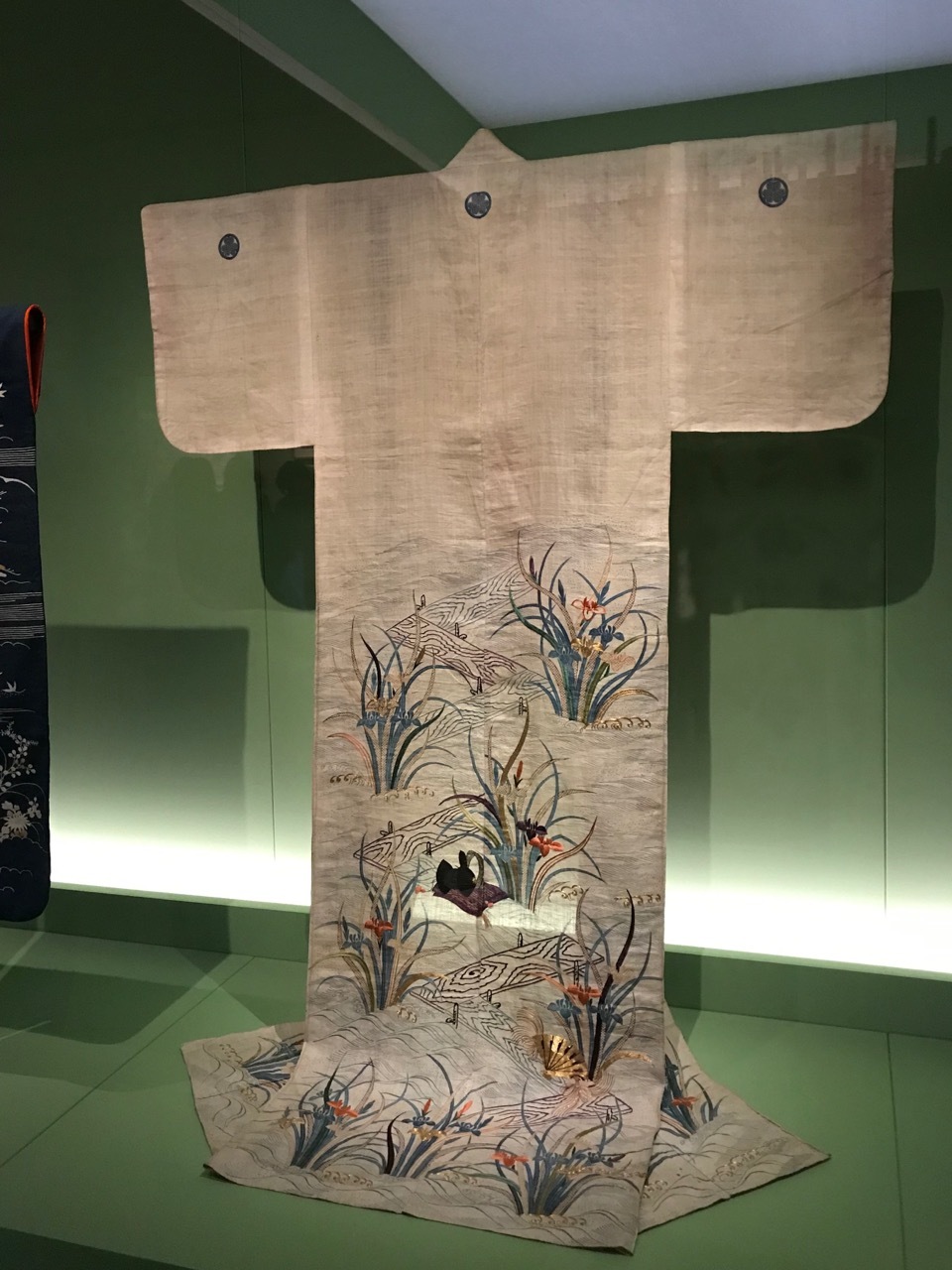 金曜の夜はV&Aで夜遊び、そして話題のKimono展_e0114020_04021737.jpg