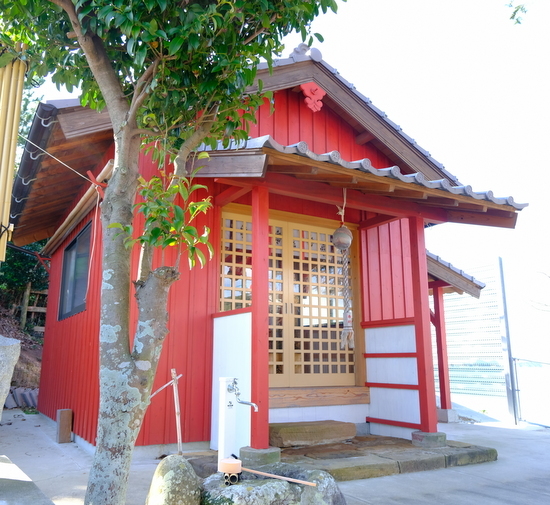 「長崎・壱岐　阿多弥神社、伊志路神社、鹽竈（塩釜）神社、伏見稲荷神社」_a0000029_21382866.jpg